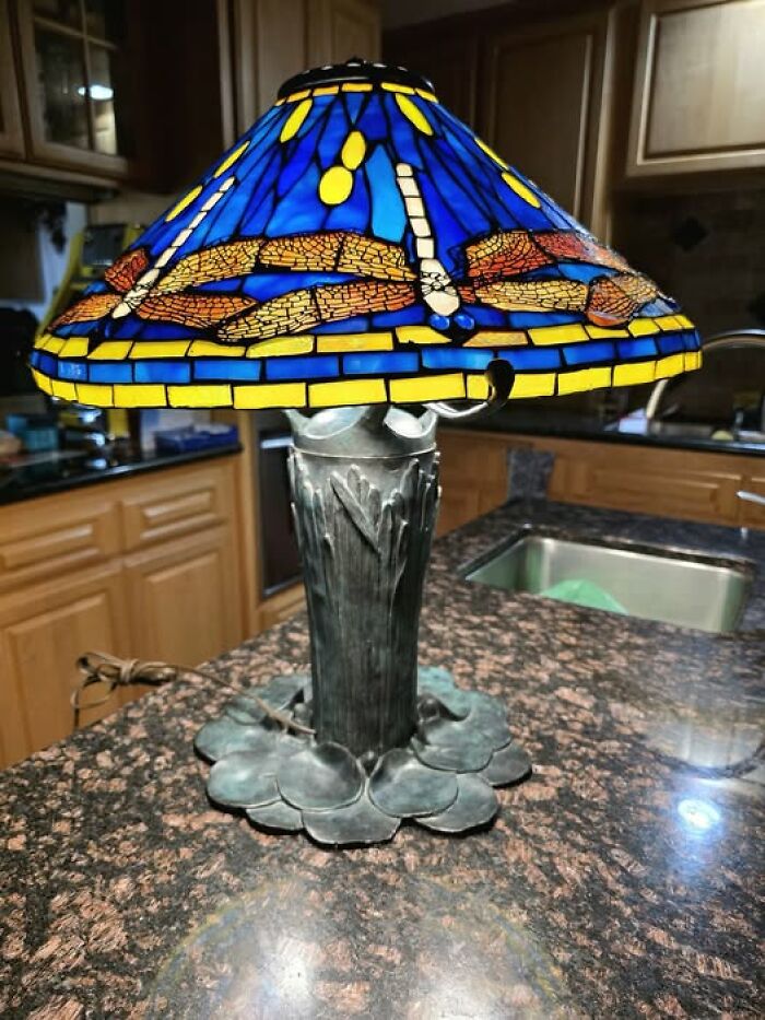 85 Antique Lamps That Are Total Showstoppers (You’ll Want One ASAP)
