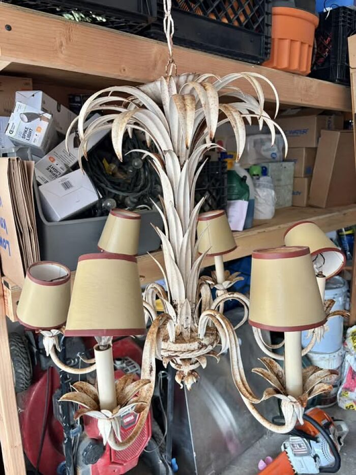 85 Antique Lamps That Are Total Showstoppers (You’ll Want One ASAP)