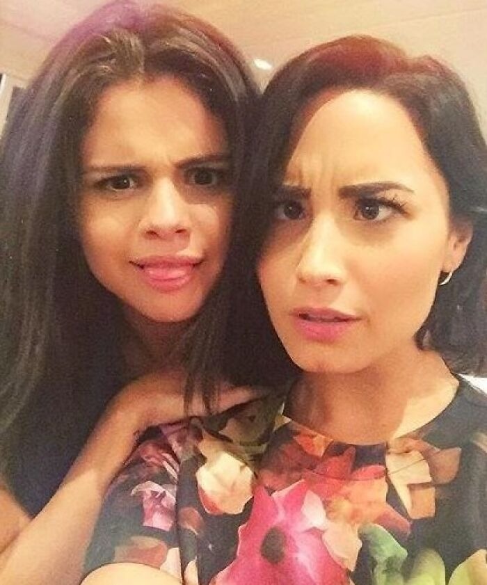 Demi Lovato & Selena Gomez: Barney’s Besties Turned Pop Icons
