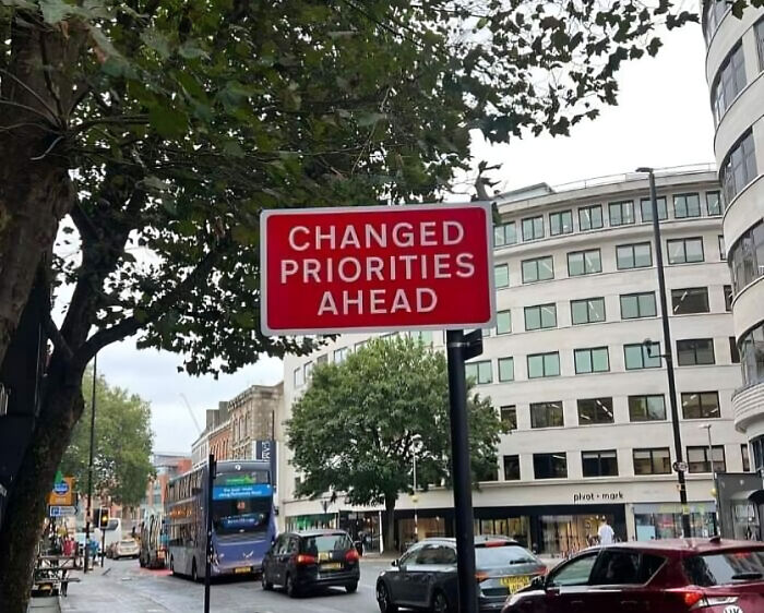 An Interesting Look Into British Sign Humor