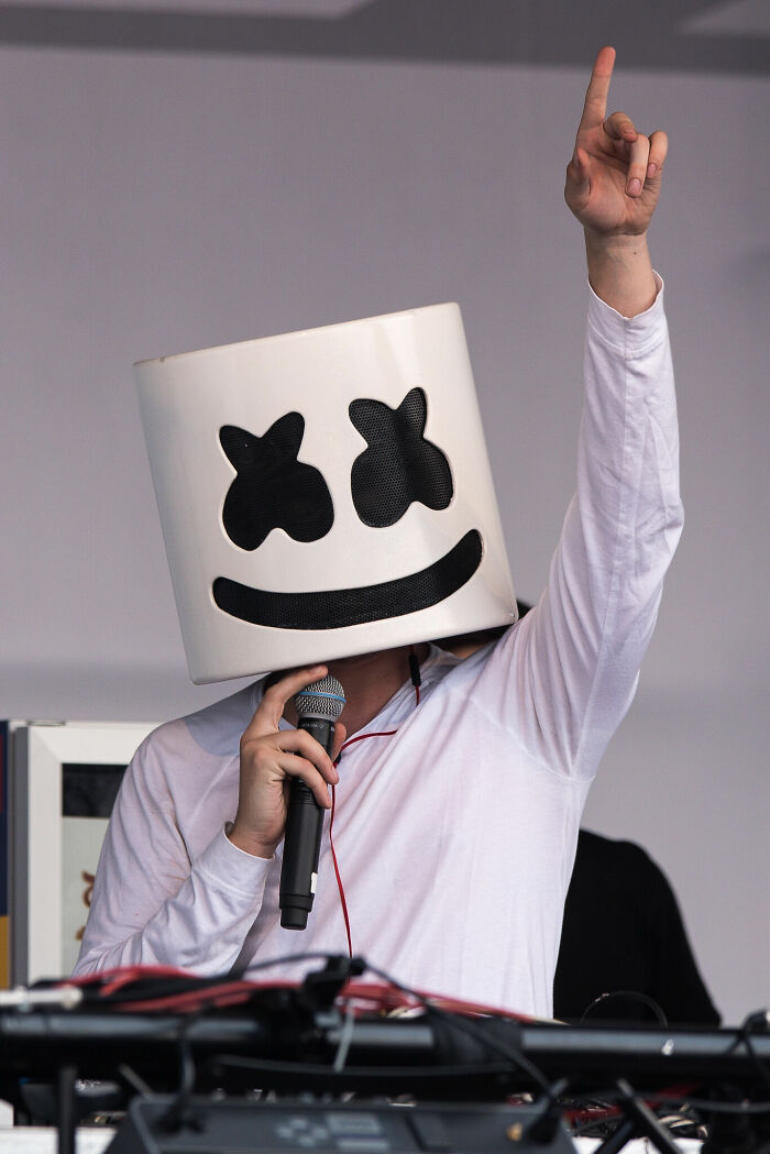 Marshmello: The Mysterious DJ with a Sweet Edge