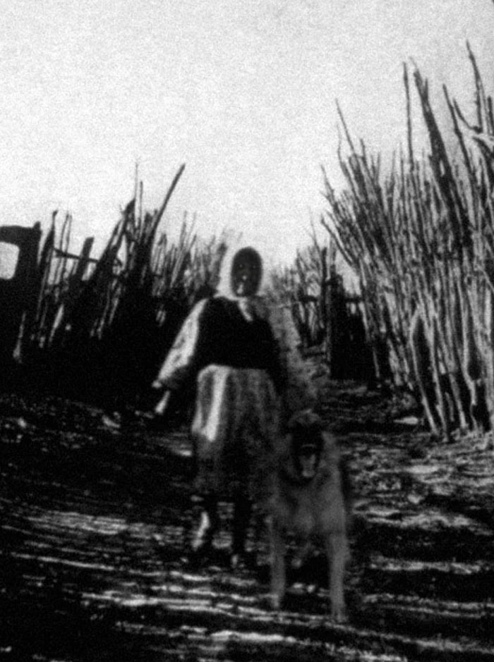 Wait, They Actually Shared These Creepy Pics?!