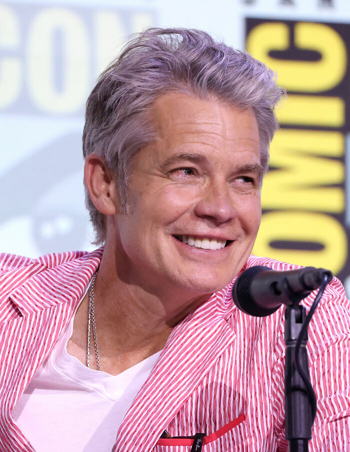 Timothy Olyphant: The Lawman You Love, 58