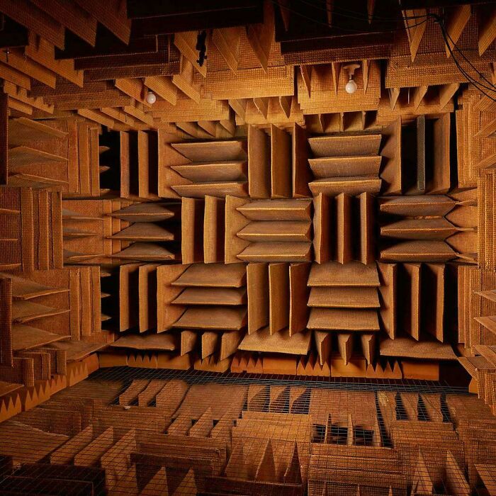 World’s Quietest Room Absorbs 99.99% Of Sound, So Silent You Can Hear Your Heart Beat