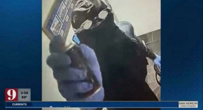 Man Robbed Disney Springs Restaurant By Swimming Up In Scuba Gear And Made Off With $10k