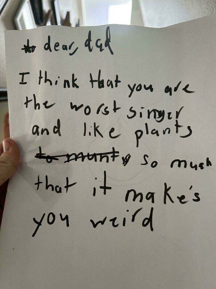 7-Year-Old’s Note After Brutal Car Ride Karaoke
