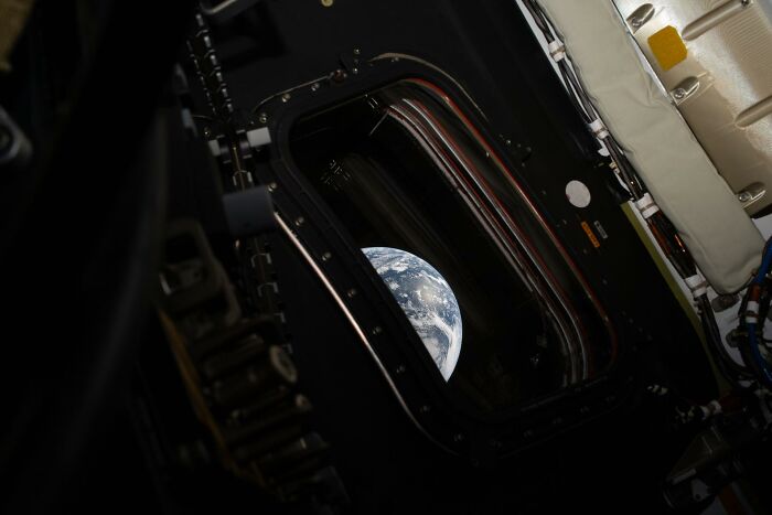 That Time Artemis II Gave Earth a Sprinting Look