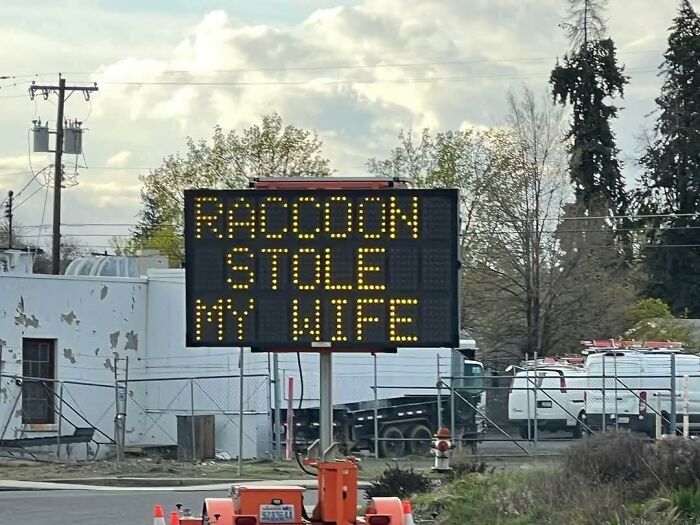 Say What?! The 84 Weirdest Signs That’ll Totally Make You Do a Double Take