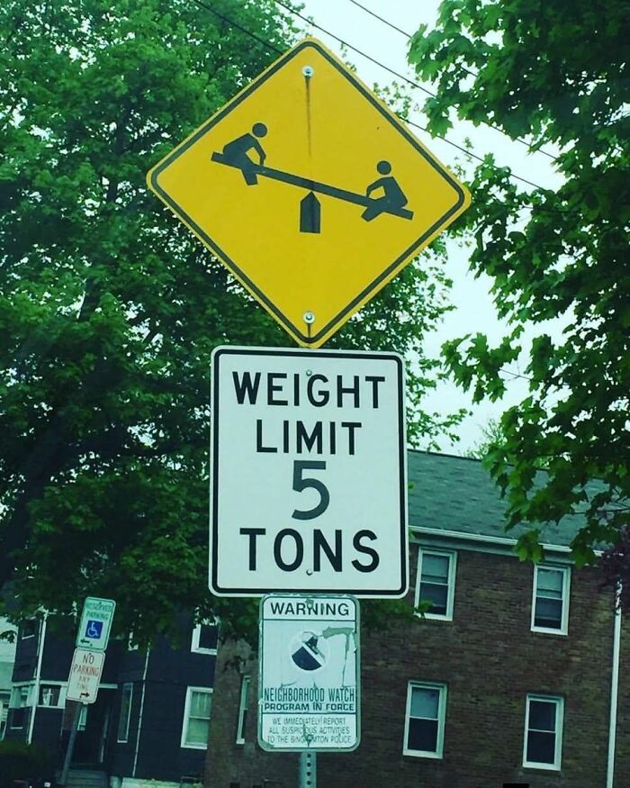Say What?! The 84 Weirdest Signs That’ll Totally Make You Do a Double Take