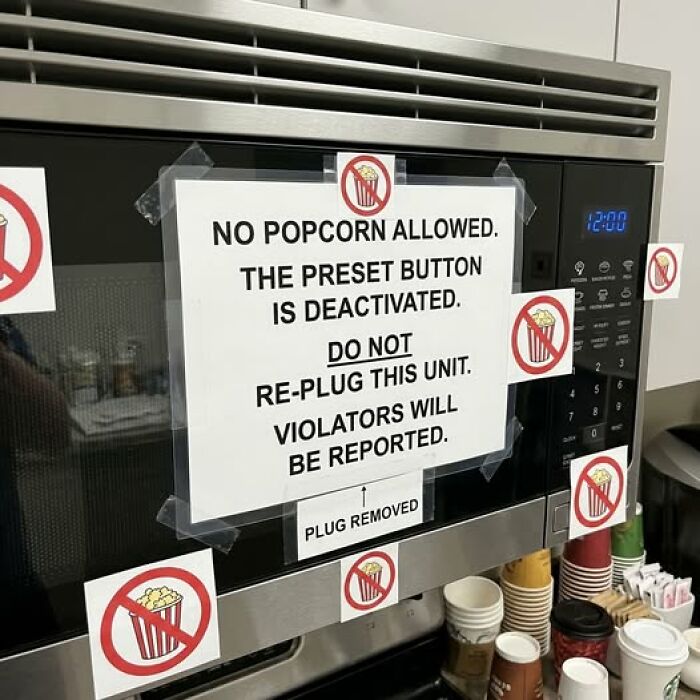 Say What?! The 84 Weirdest Signs That’ll Totally Make You Do a Double Take