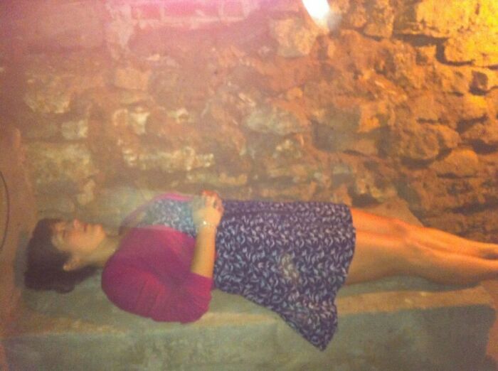37 Photos That Look Normal—Till You Spot the Weirdness