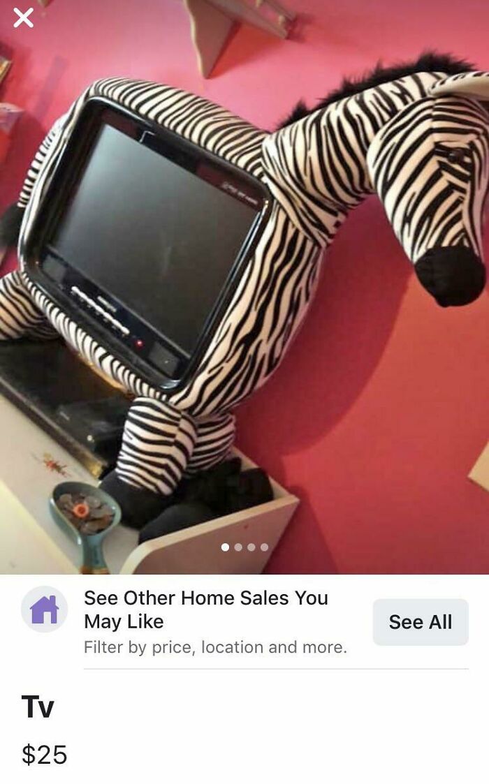 The 65 Weirdest Garage Sale Finds That’ll Make You Do A Double Take