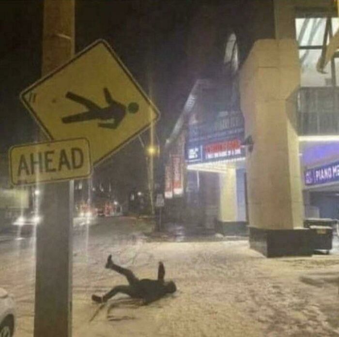 Let’s Dive Into the Weirdest Pics That Made Us Go “Wait, What?!”