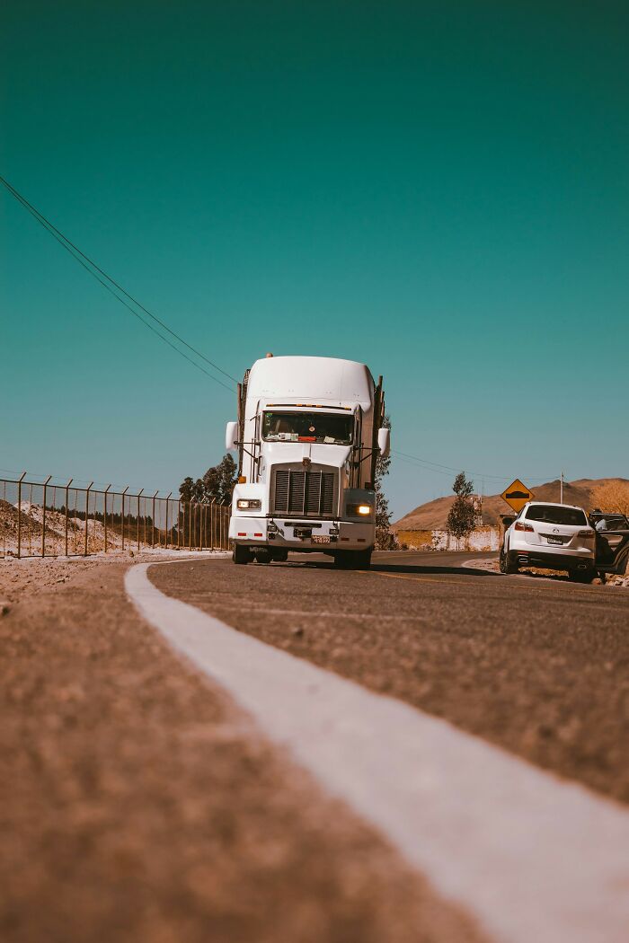 Truckers Spill On The Scariest Roads That Made Them Sweat Bullets