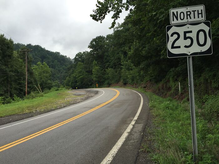 Truckers Spill On The Scariest Roads That Made Them Sweat Bullets