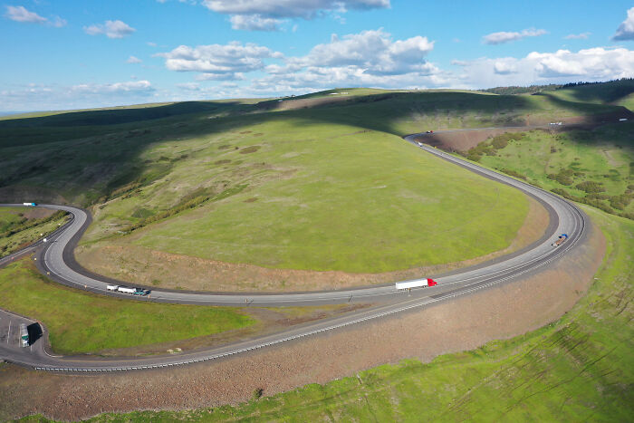 Truckers Spill On The Scariest Roads That Made Them Sweat Bullets