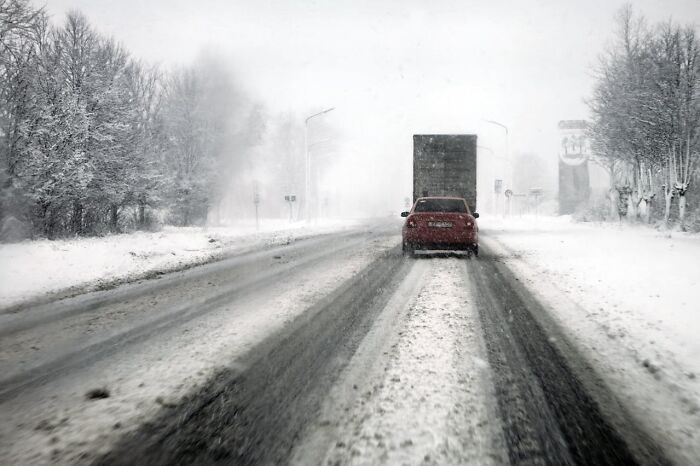 Truckers Spill On The Scariest Roads That Made Them Sweat Bullets