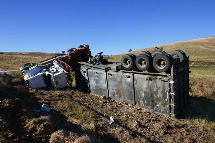 Truckers Spill On The Scariest Roads That Made Them Sweat Bullets