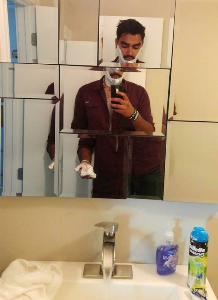 Mirror Madness: These Bathroom Mirrors Are Like Puzzle Pieces