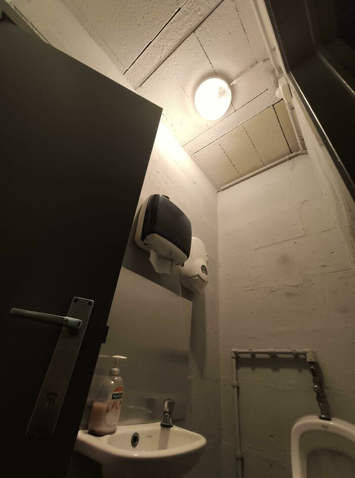 Light Switch Outside the Toilet? You Better Do Your Business Fast!
