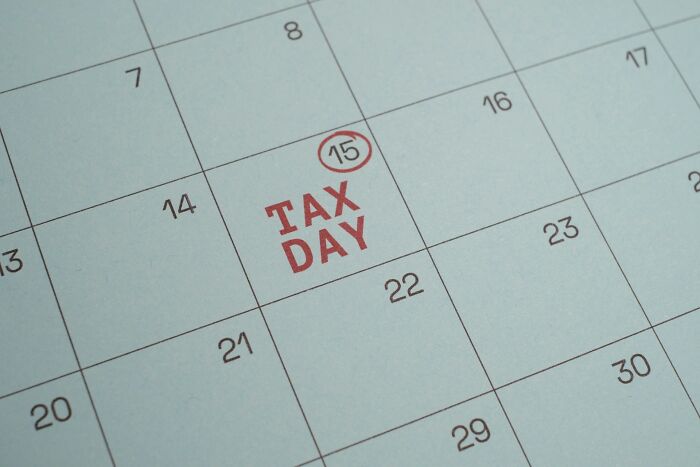 Why Don’t Corporations Get Taxed More the Bigger They Are?