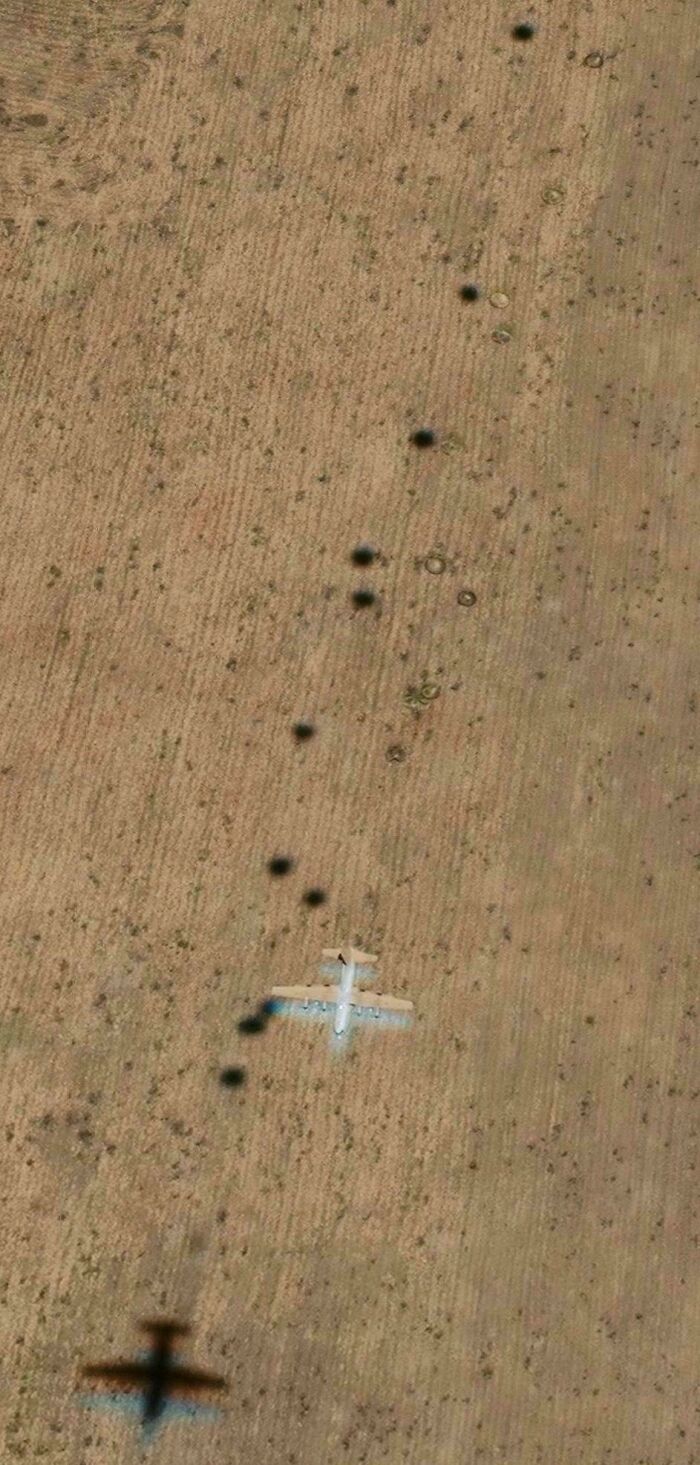 Paratroopers Drop Into Argentina (In Action!)