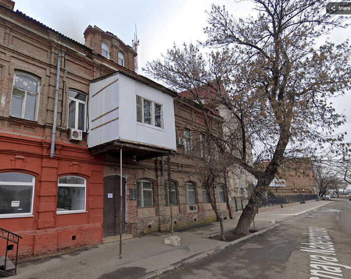 Google Maps Caught The Weirdest Things Ever—No Joke!