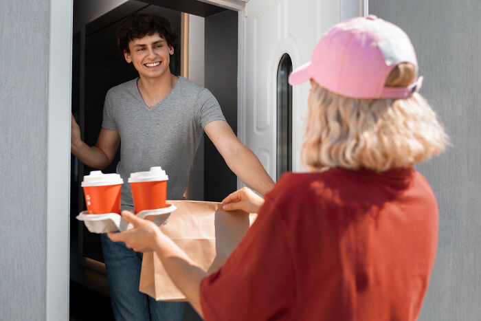 Wait Until You Hear Why These Pizza Drivers Finally Said 'Nope, Not Delivering Here!'