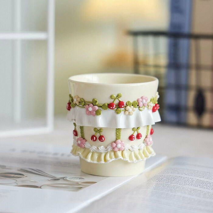 Wait Till You See These 20 Tiny Ceramic Worlds That Are Too Cute To Handle