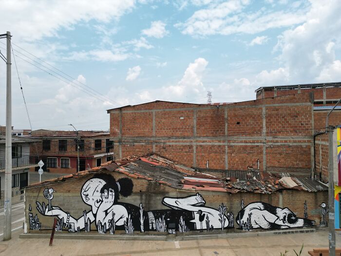 43 Black-and-White Murals by Alex Senna That Make City Walls Way More Interesting