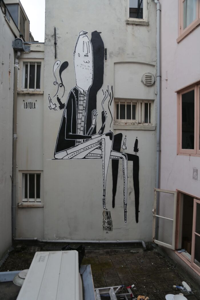 43 Black-and-White Murals by Alex Senna That Make City Walls Way More Interesting