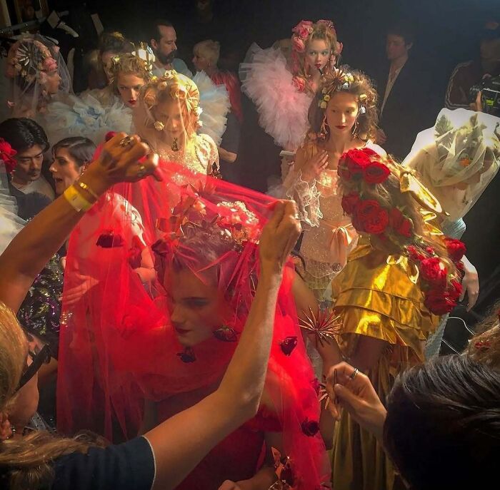 These Photos Accidentally Nailed That Renaissance Vibe and We Can’t Stop Staring