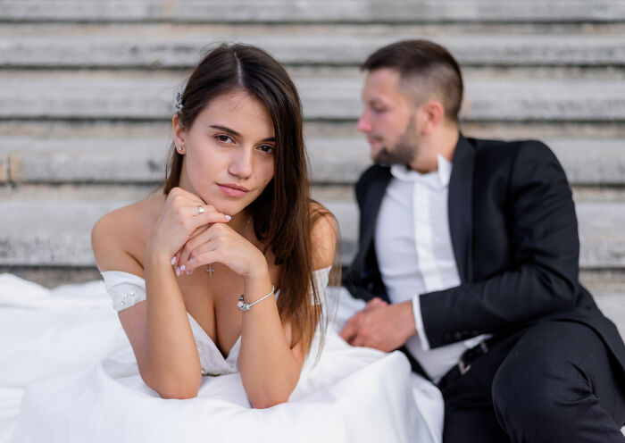 Wait, These Wedding Fails Are So Wild You Could Spot Trouble From a Mile Away!