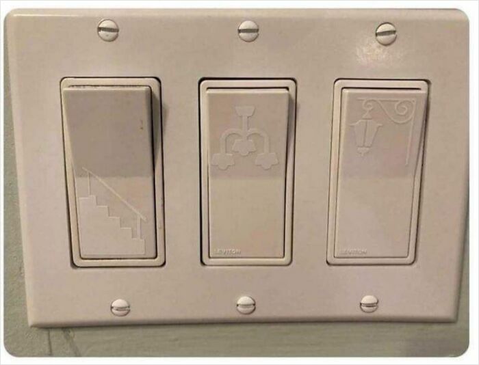 Light Switches That Tell You What They Actually Turn On