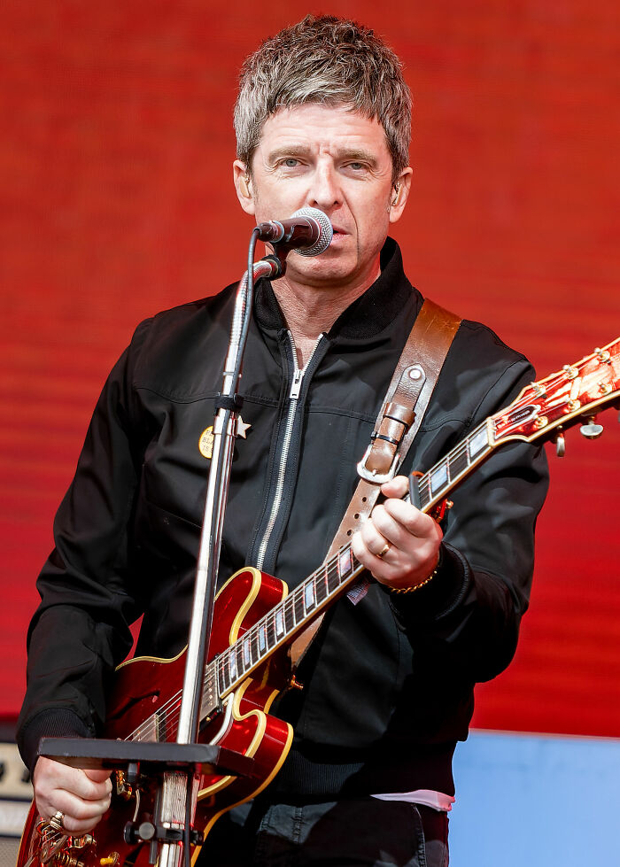 Noel Gallagher, The Lefty Who Went Right-Handed and Made Rock History