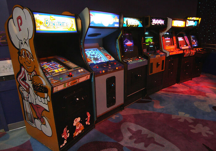 Level 40 — "Retro Arcade Pizza Party"