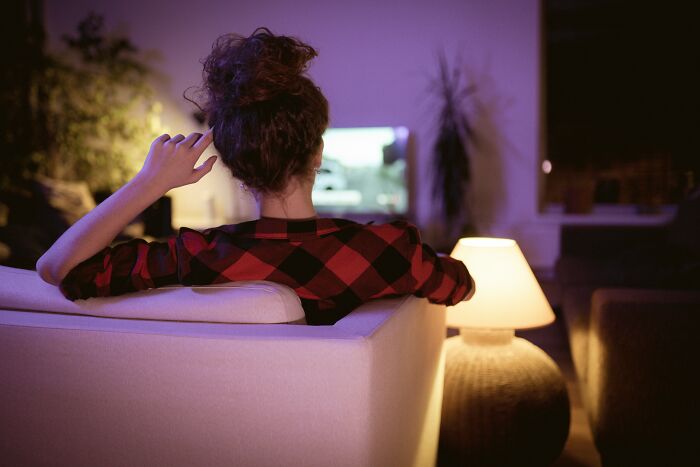 42 Totally Weird and Creepy Things That Happened When People Were Home Alone