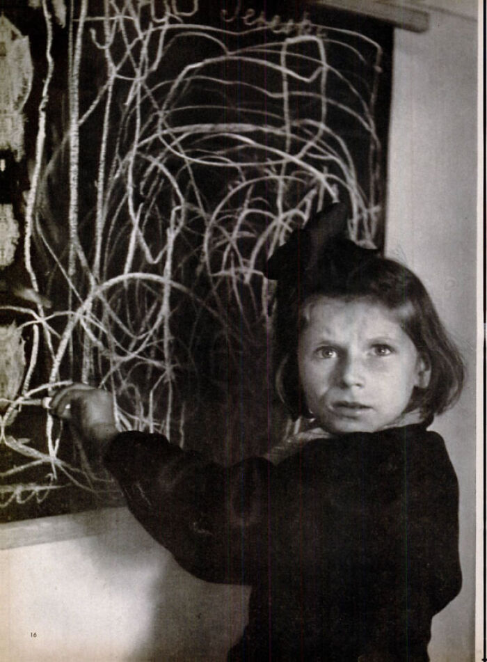 Whoa, These 18 Photos Got Way Creepier Once You Knew The Story