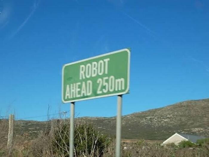 South Africa: Traffic Lights Are Robots