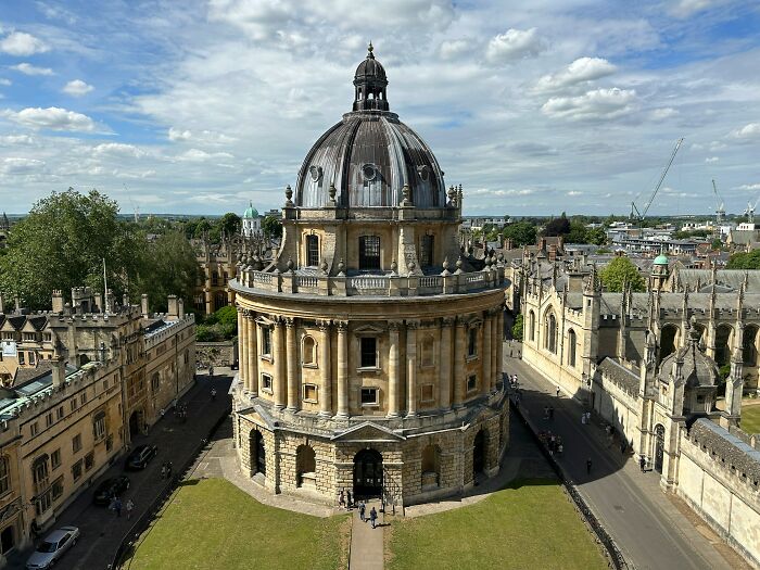29 Geography Facts That Sound Totally Made Up (But Nope, They’re Real!)