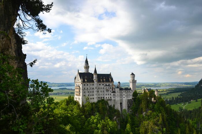 29 Geography Facts That Sound Totally Made Up (But Nope, They’re Real!)