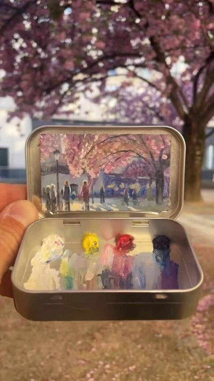 50 Tiny Paintings So Small They Fit Inside Altoid Tins (Yep, Really Tiny!)
