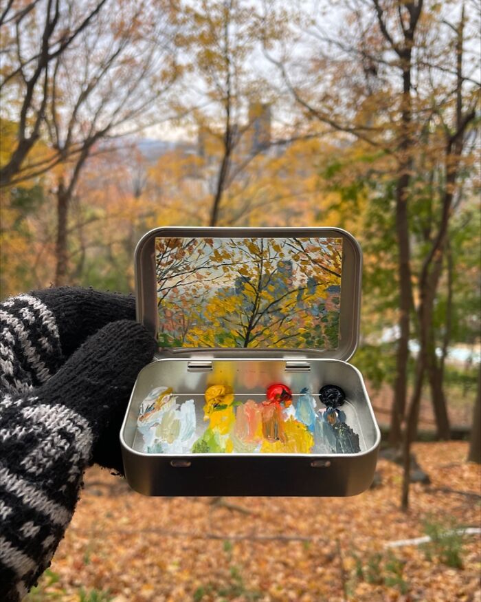 50 Tiny Paintings So Small They Fit Inside Altoid Tins (Yep, Really Tiny!)