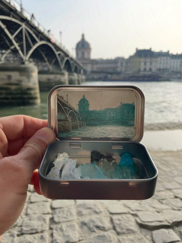 50 Tiny Paintings So Small They Fit Inside Altoid Tins (Yep, Really Tiny!)
