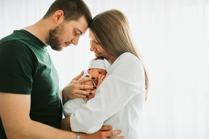MIL Wants To Crash Newborn Photos Like She’s The Star