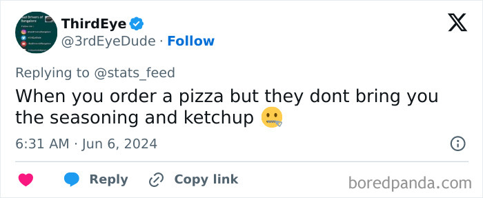 Wait, They Really Serve Food Here? 55 Restaurant Red Flags That’ll Make You Run Out