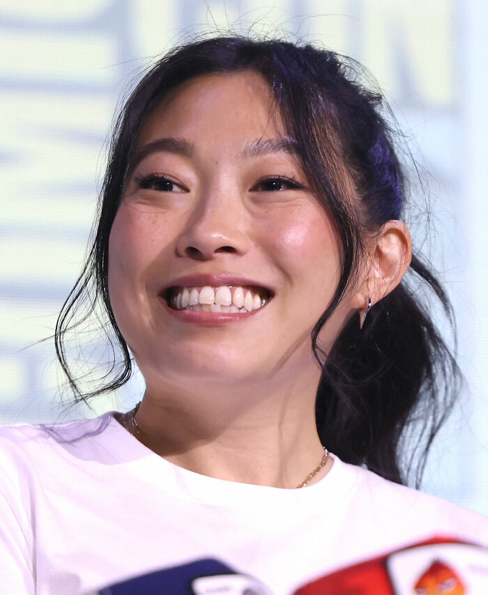 Awkwafina: That One Actress Who’s Also a Rapper? Yep!