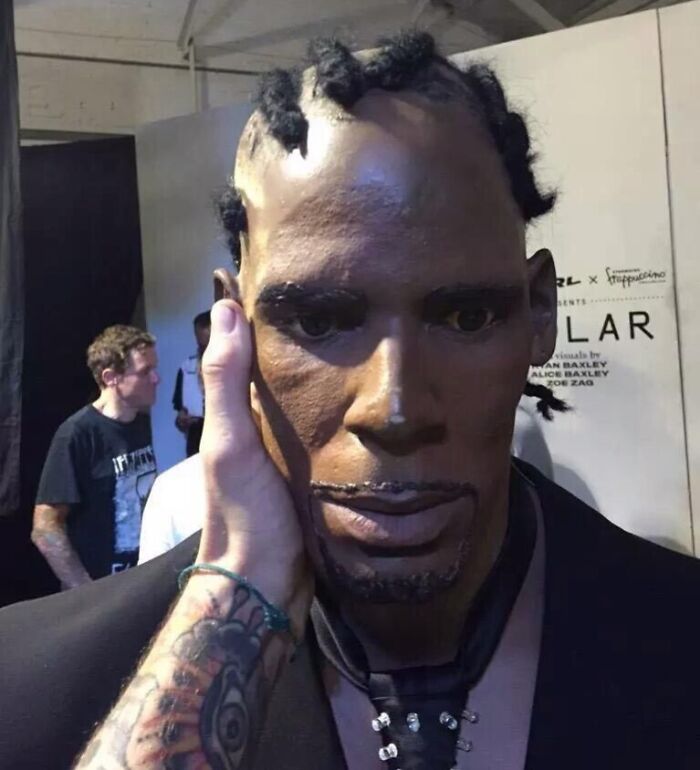R. Kelly’s Wax Figure: The Unforgettable (Unfortunately)