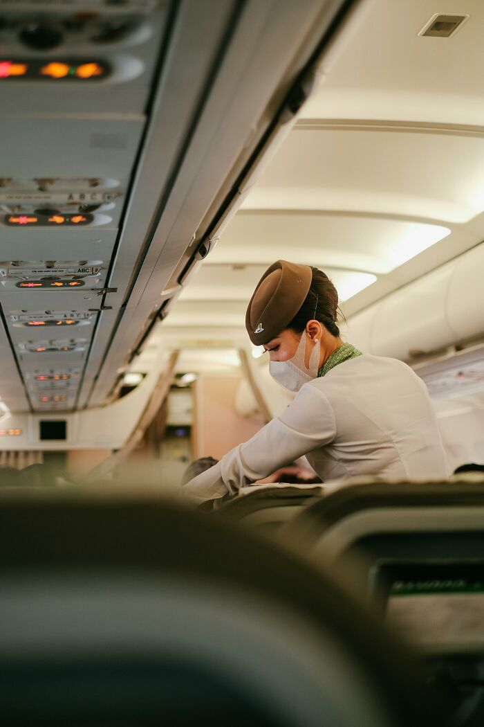 Why Flying Can Be FUN and NOT a Disaster: 20 Flight Pros Share Cool Tips