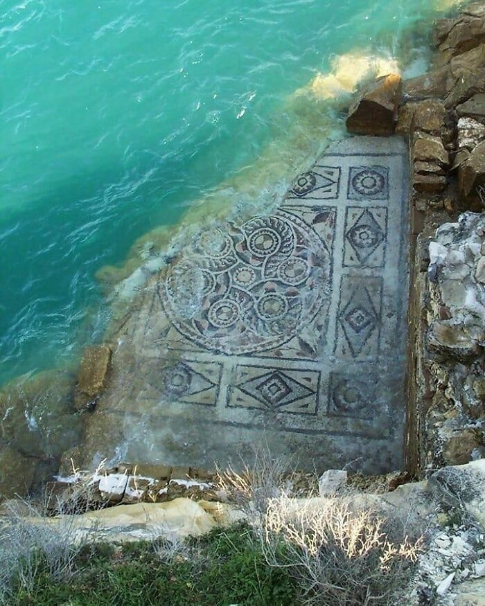 33 Ancient Treasures That Will Totally Blow Your Mind (And They’re Real!)